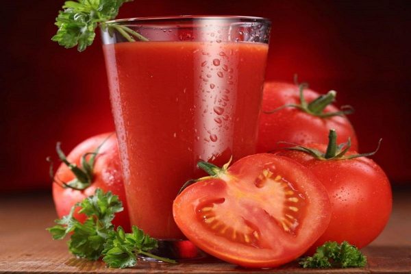domates suyunun faydalari 2 1024x819 1