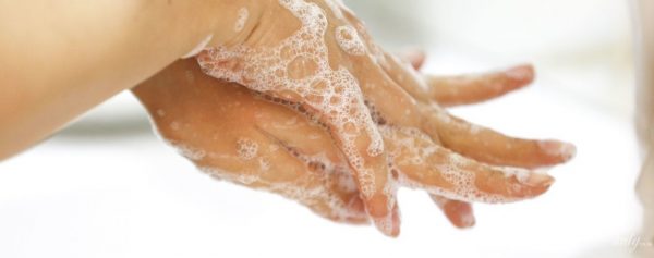 Может ли помочь мытье рук защититься от короновируса?